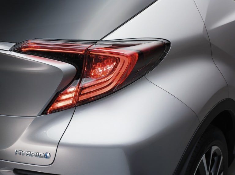 Toyota-C-HR-rear-detail-768x574.jpg